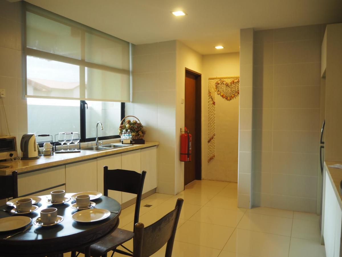 Samsuria Beach Apartment Resort Cherating Ngoại thất bức ảnh