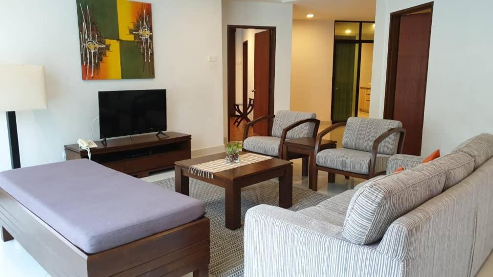 Samsuria Beach Apartment Resort Cherating Ngoại thất bức ảnh